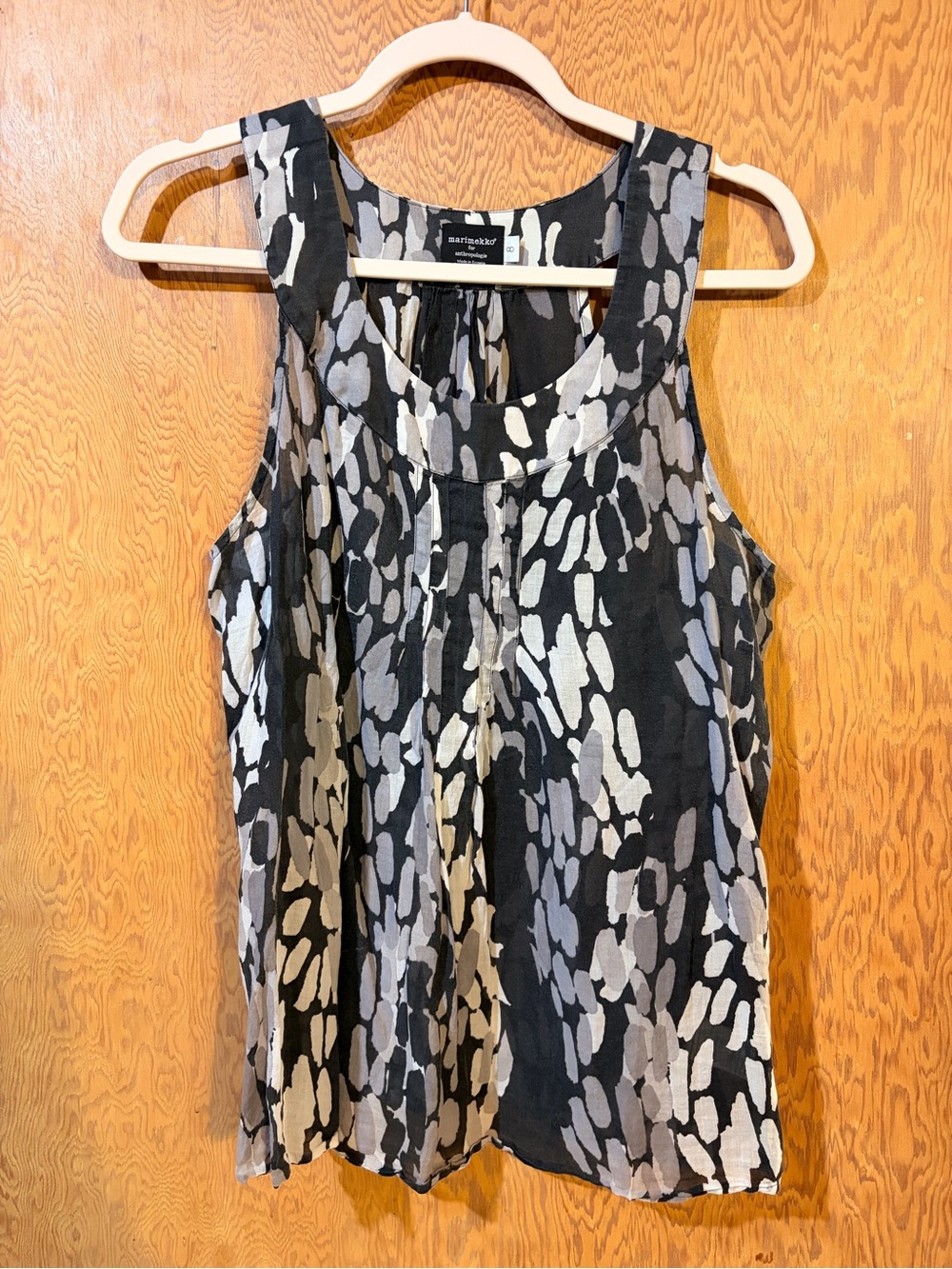Marimekko Black, Gray & White Abstract Print Tank Top